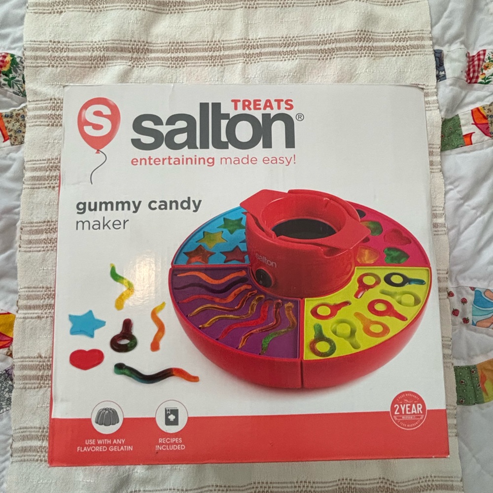 Gummy Candy Maker – DIY Homemade Gummies – Brand New